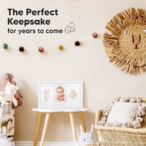 Okvir za otisak šake i stopala sa fotografijom bebe – &quot;Love at first sight&quot;