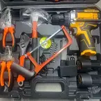 Set alata sa akumulatorskom bušilicom (šrafilicom)