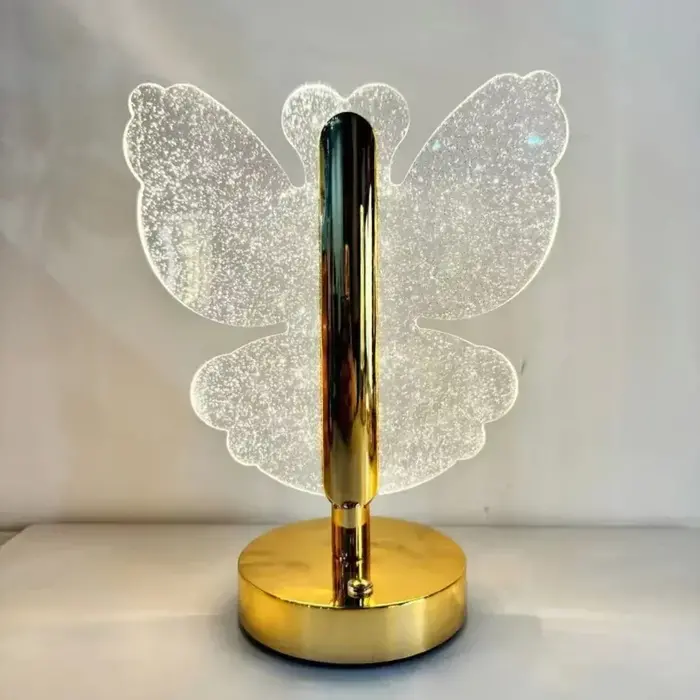 Stona lampa leptir