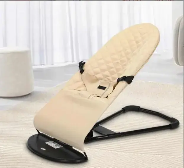 Ergonomska Njihalica za Bebe