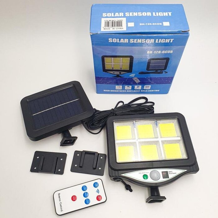 Solarni LED reflektor